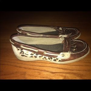 Sperry Cheetah Penny Loafers size 10